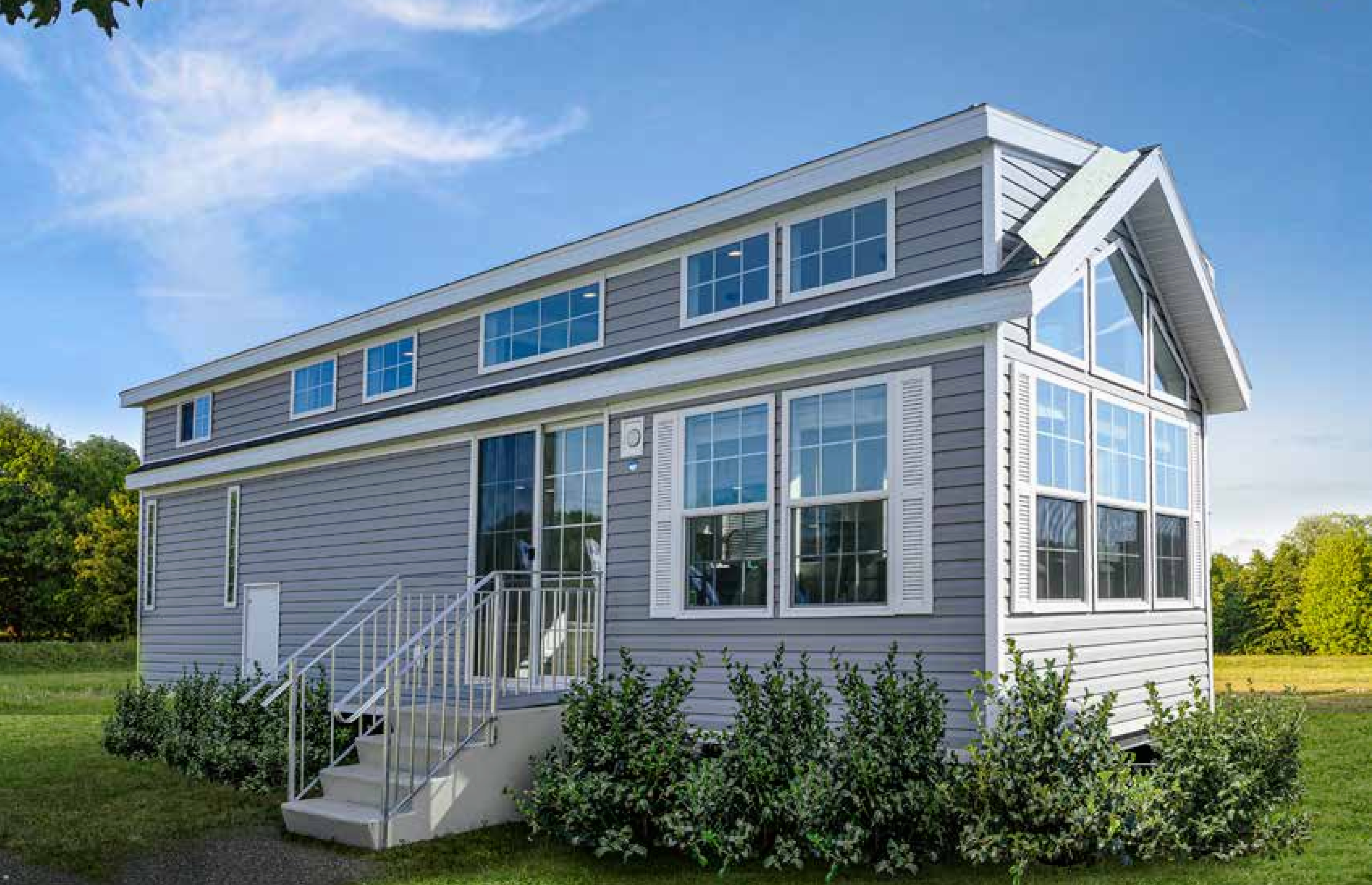 Park models hero and exterior home features