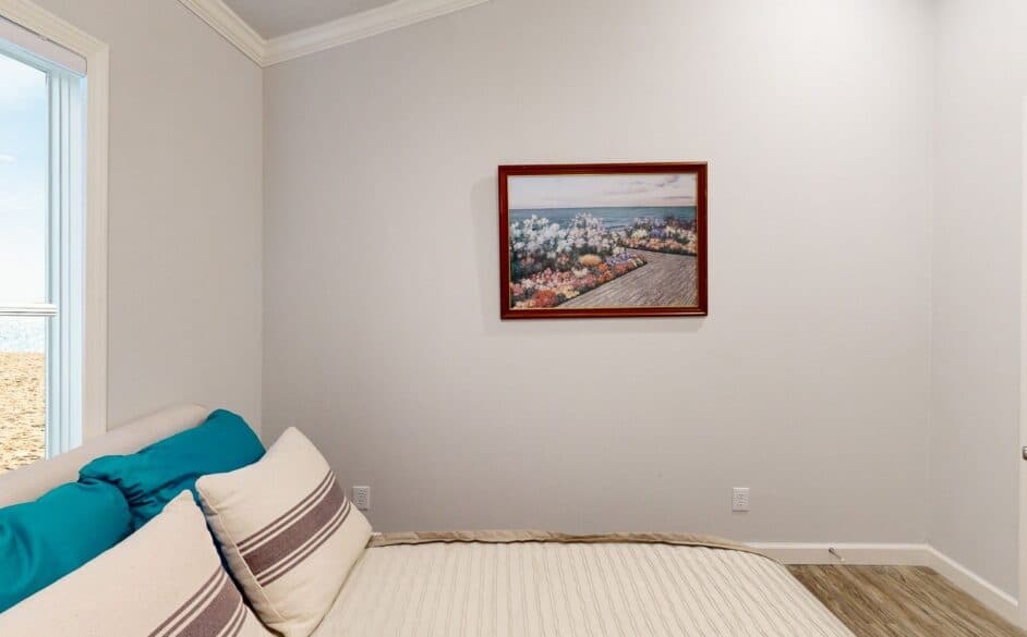 Crane j68ep8 bedroom home features