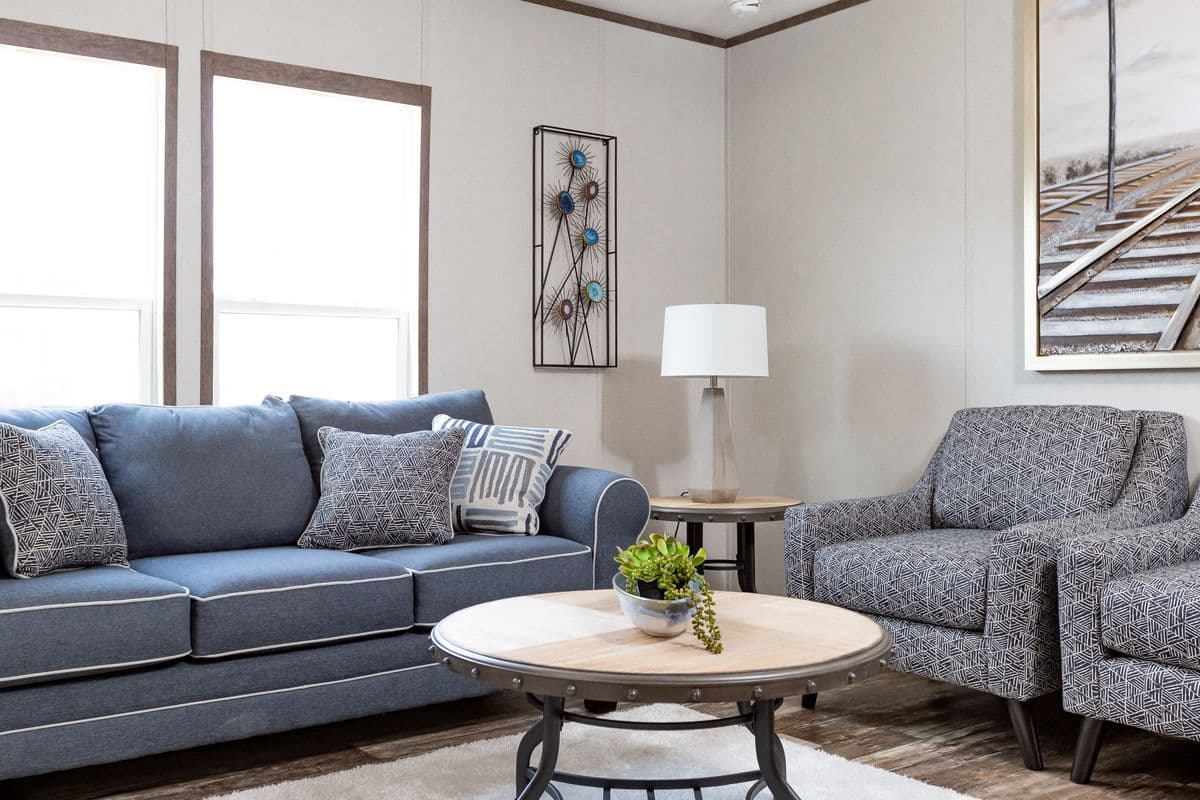 Maynardville classic 76 interior home features