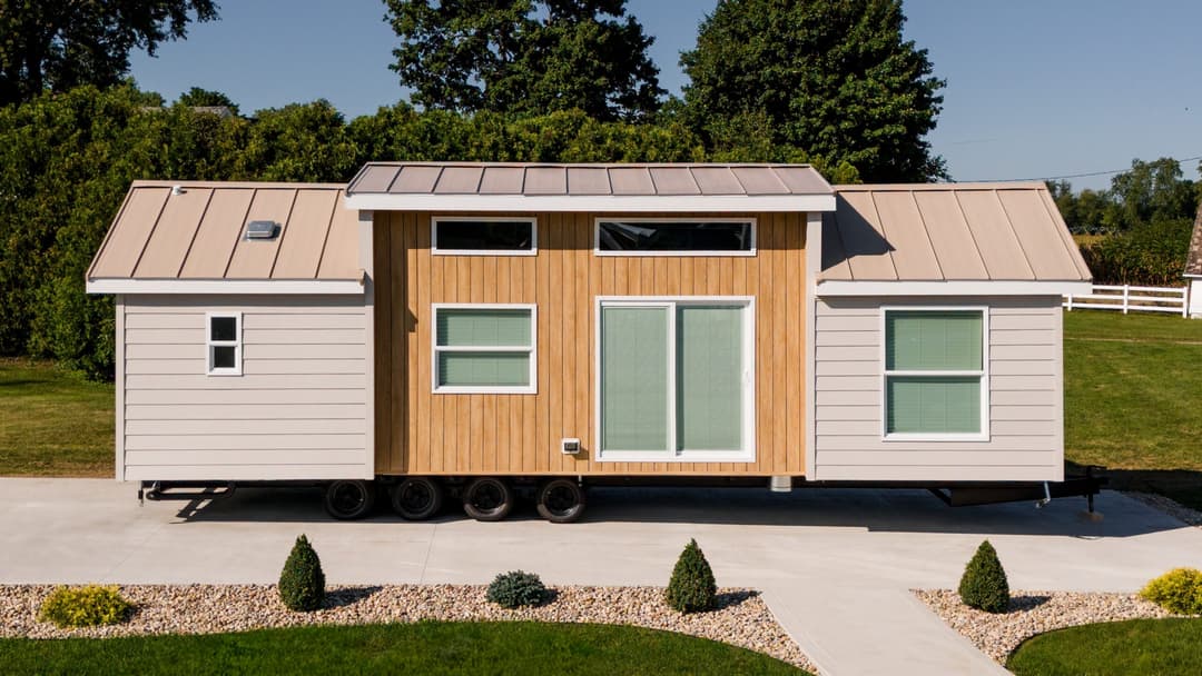 Eldorado 9092 hero, elevation, and exterior home features