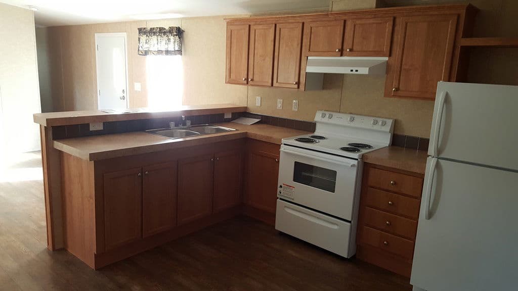 Si kitchen and hero home features