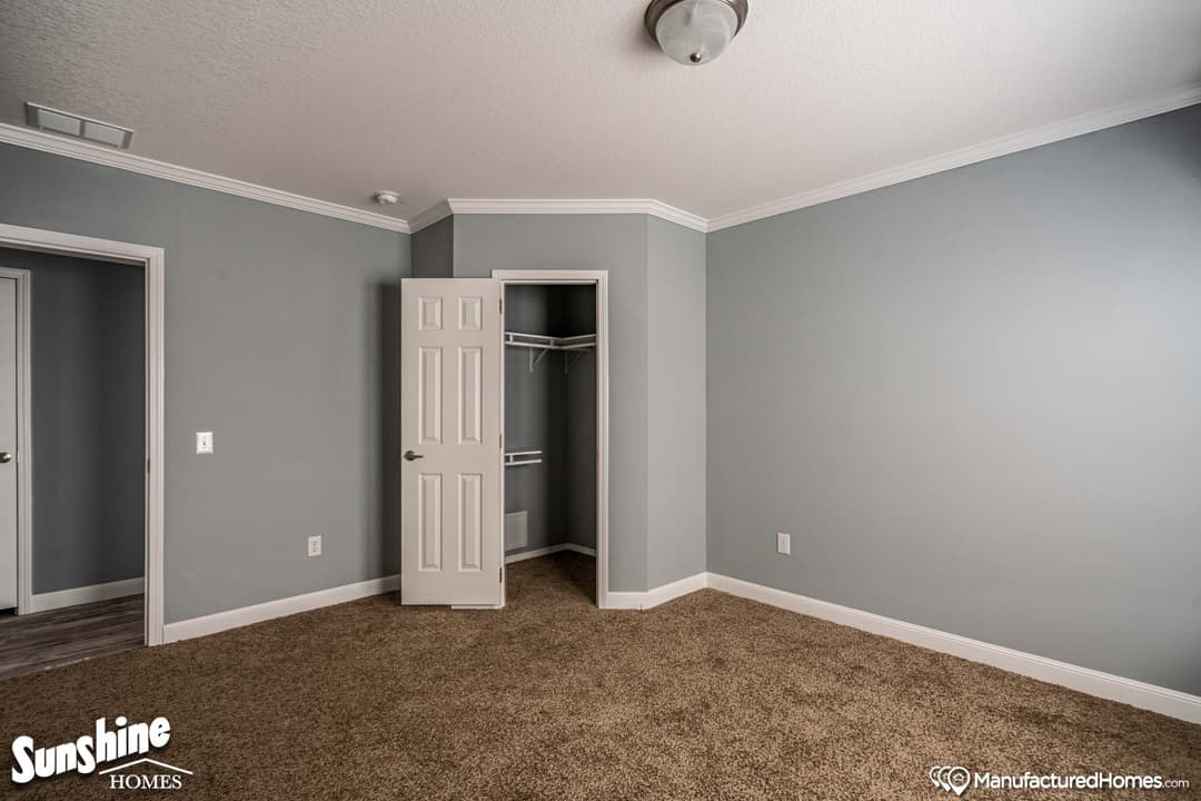 Pri3280-2018 bedroom home features