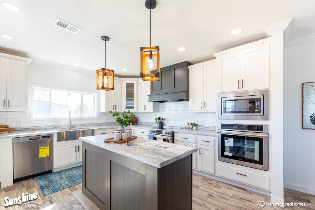 Pri3280-2040 hero and kitchen home features