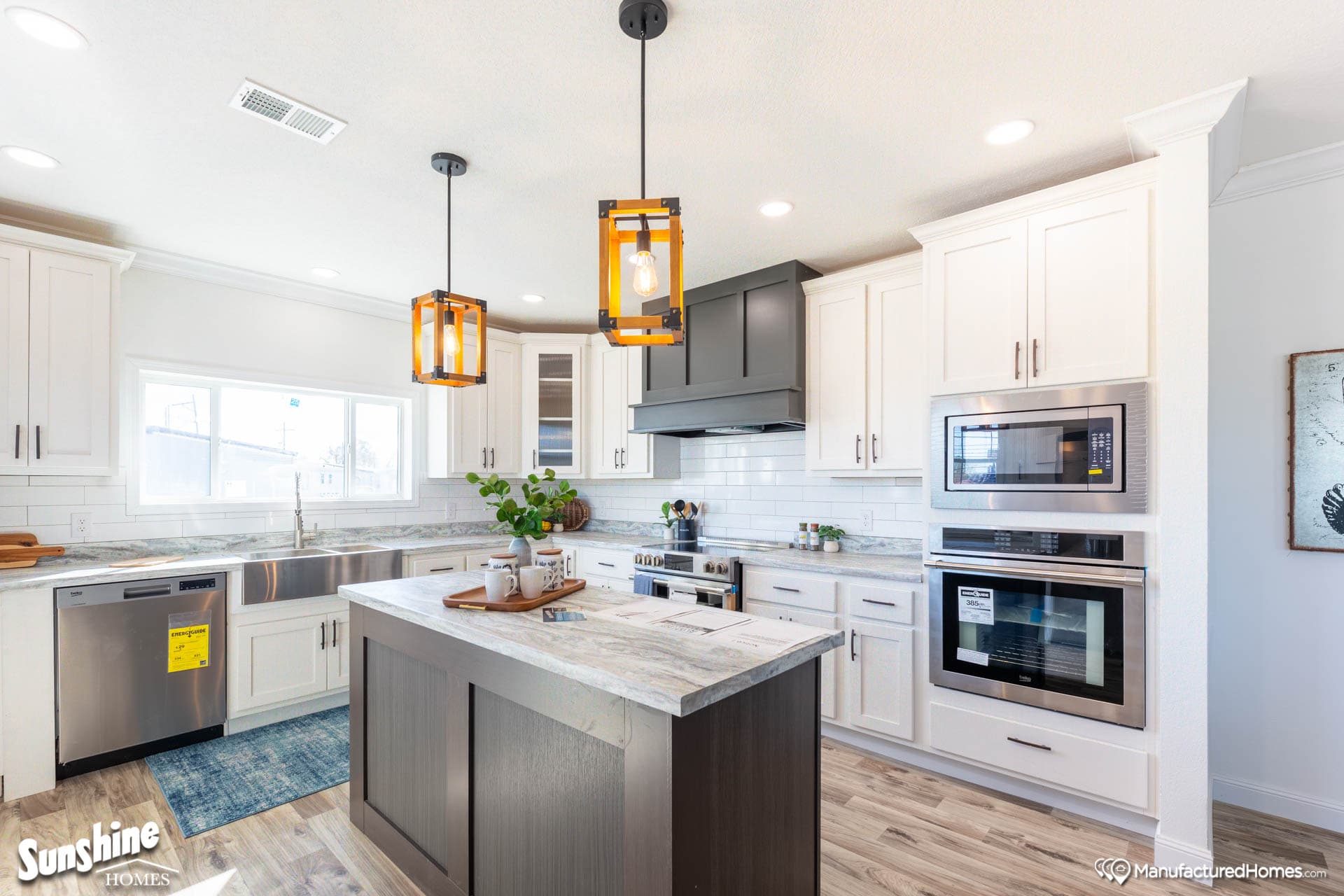 Pri3280-2040 hero and kitchen home features