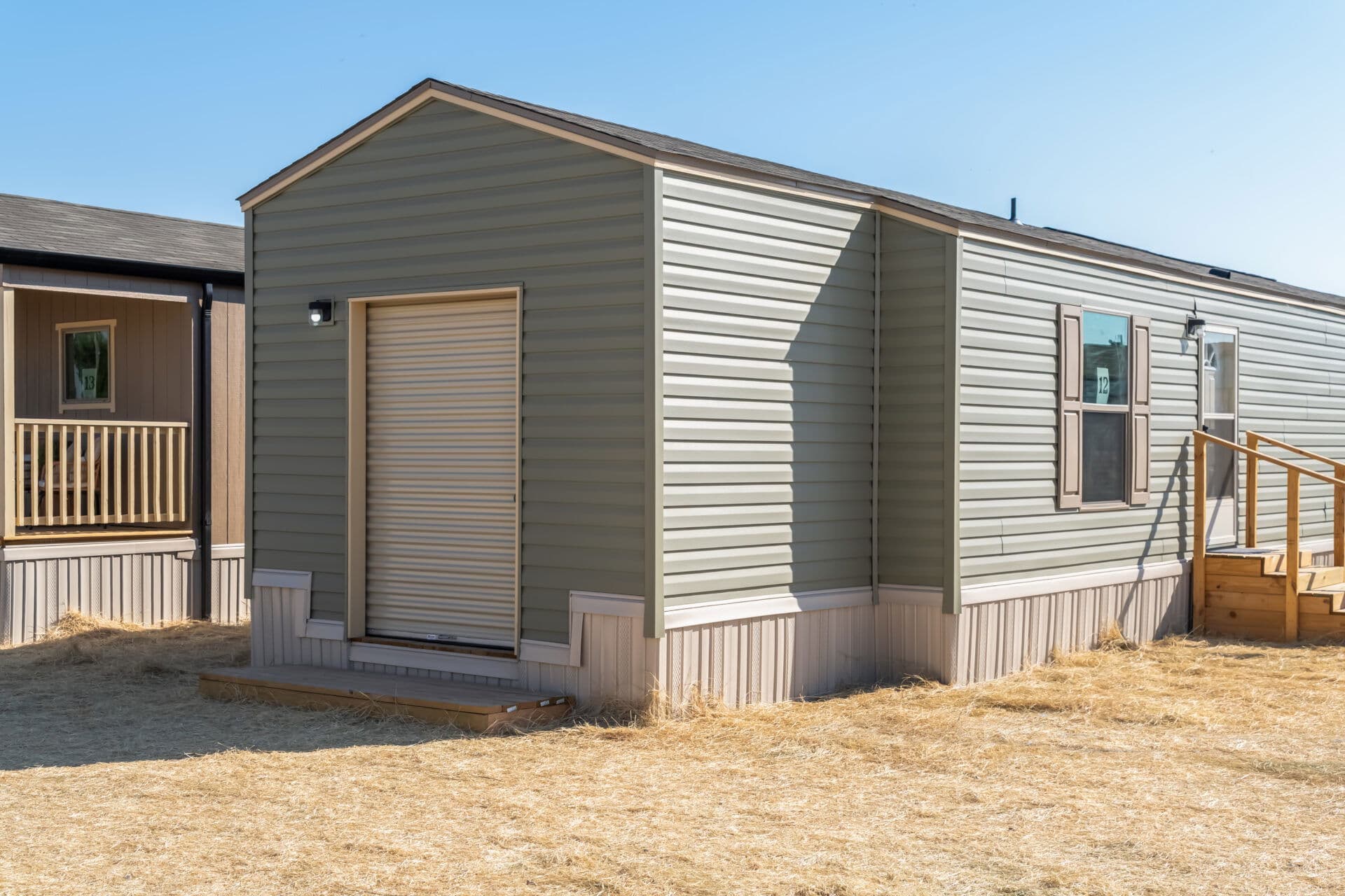Singlewide s-16×64-32c shed exterior home features