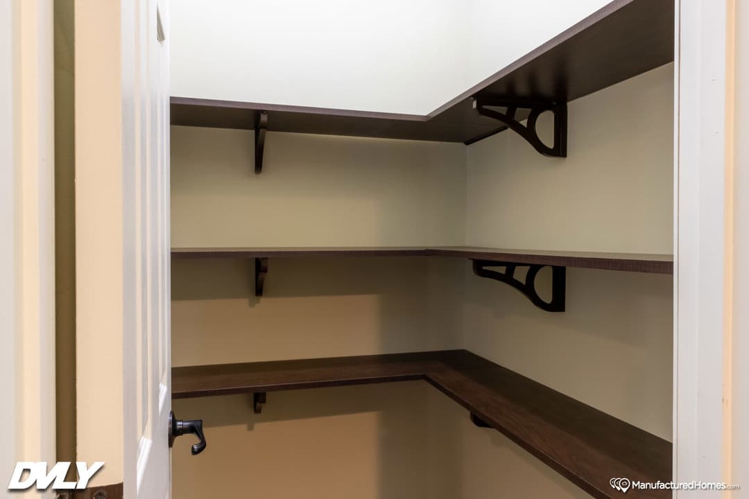 Briarritz kitchen home features