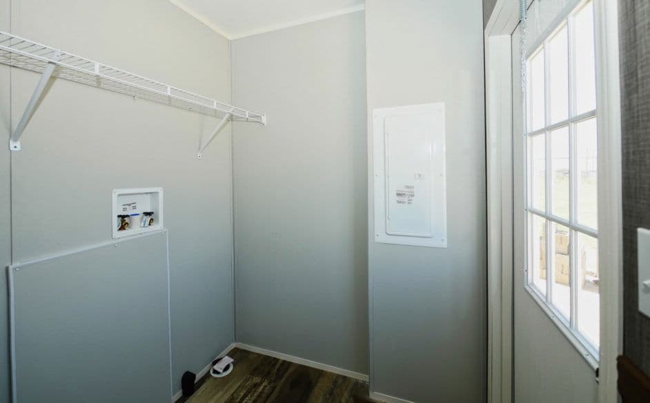 Gemini 9260 interior home features