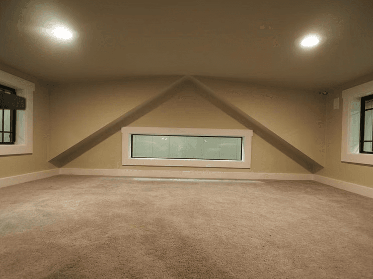 Lakeview bedroom home features