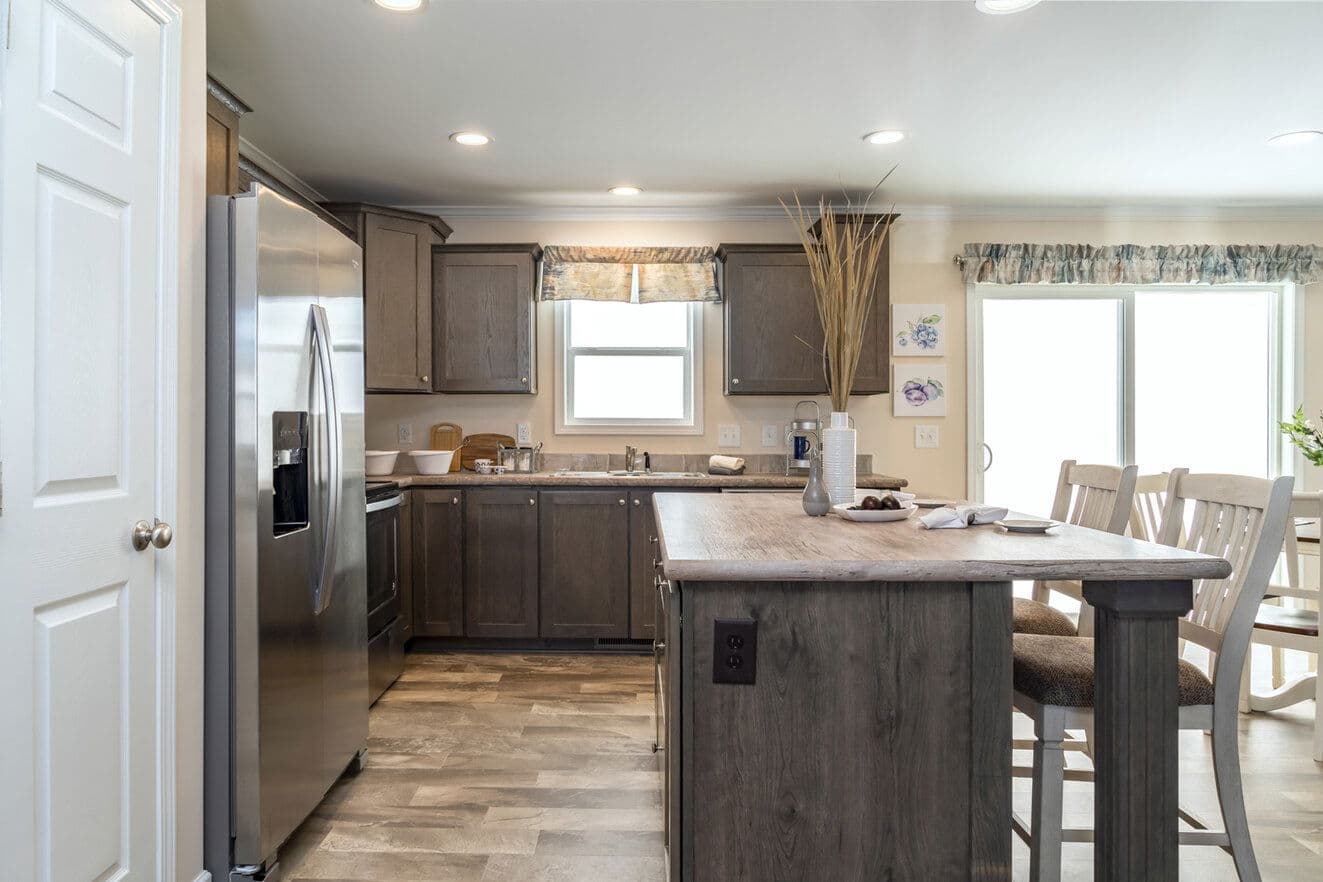 Blueridge limited 28603b kitchen home features