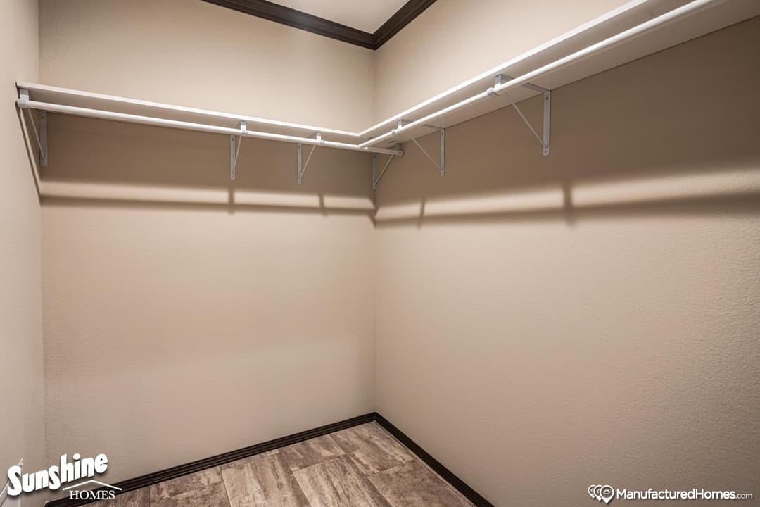 Pri3280-2025 interior home features