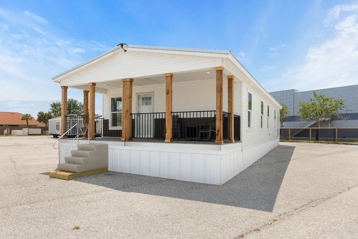 Venice exterior and hero home features