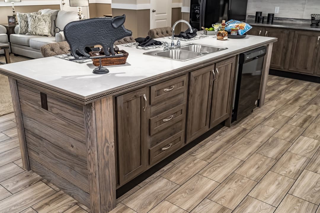 Md-41-32 kitchen home features