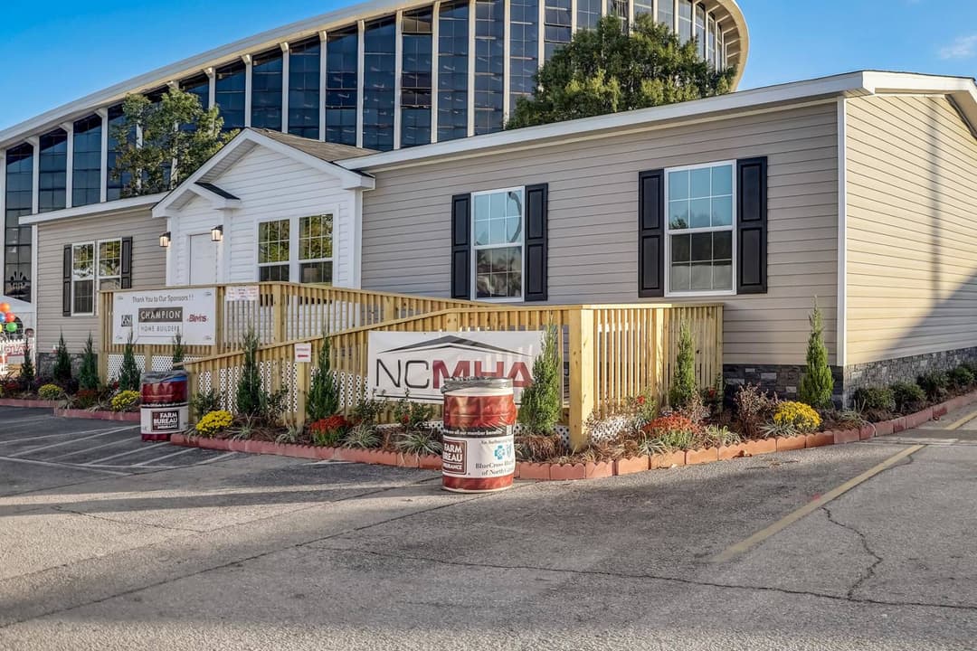 Ironclad 3260-05 exterior home features