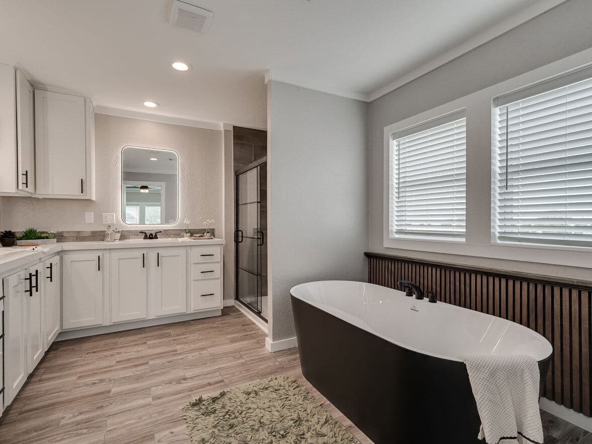 28603n bathroom home features