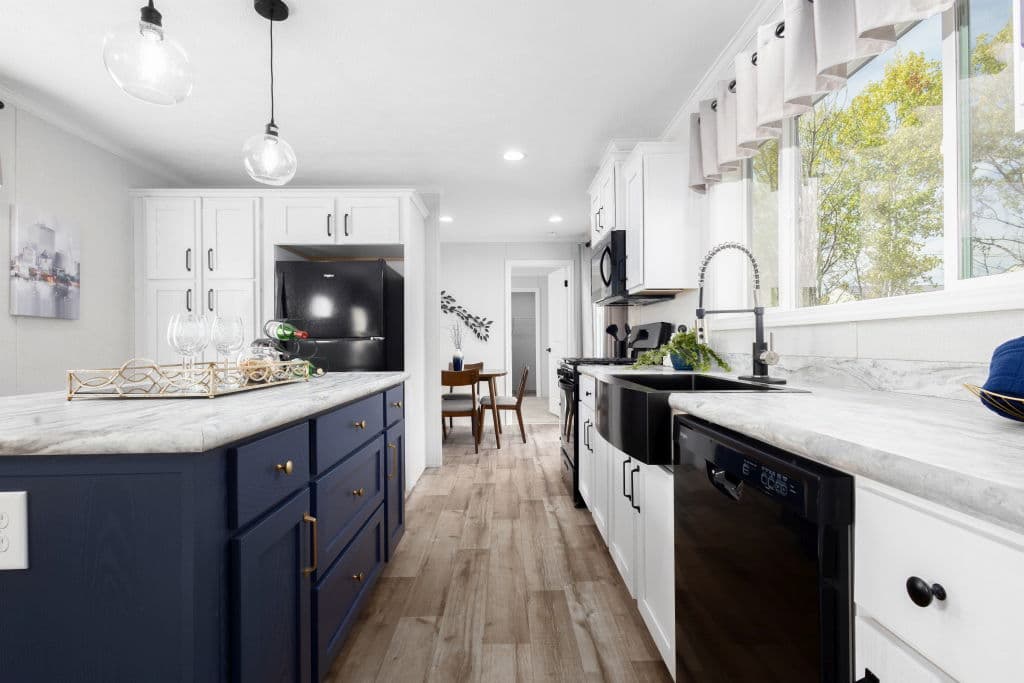 Astro creations singlewide 1a2081-p kitchen home features