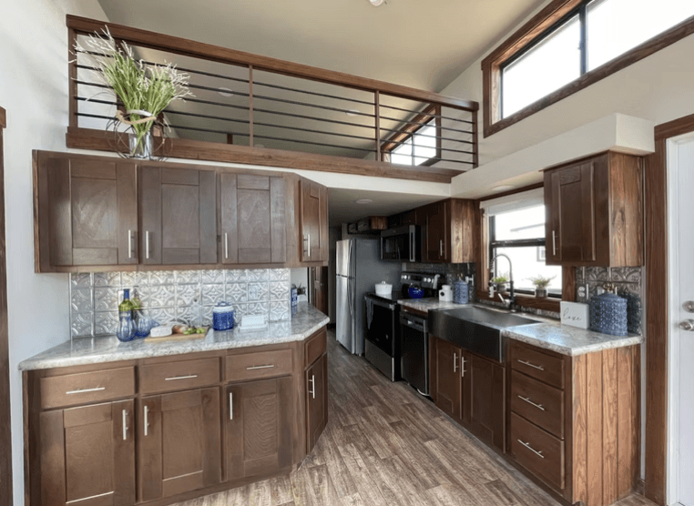Bayside kitchen home features