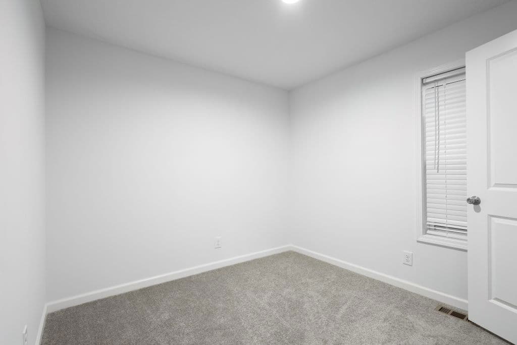 Landmark flex 2lm2430-r bedroom home features