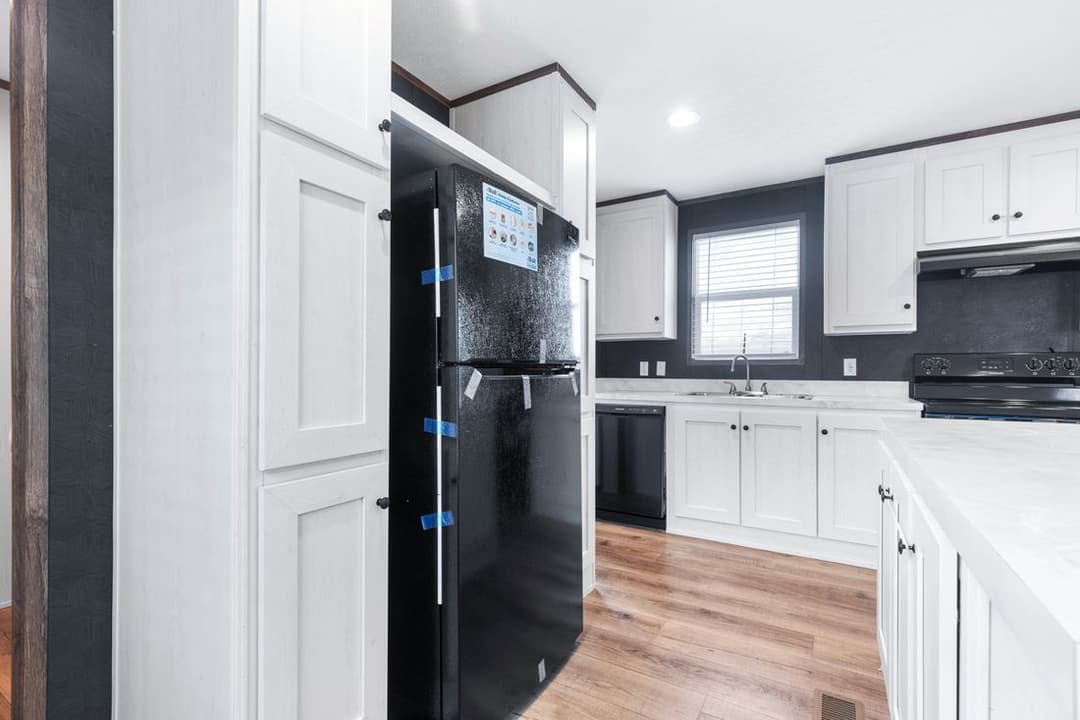 Homestead 16602a kitchen home features