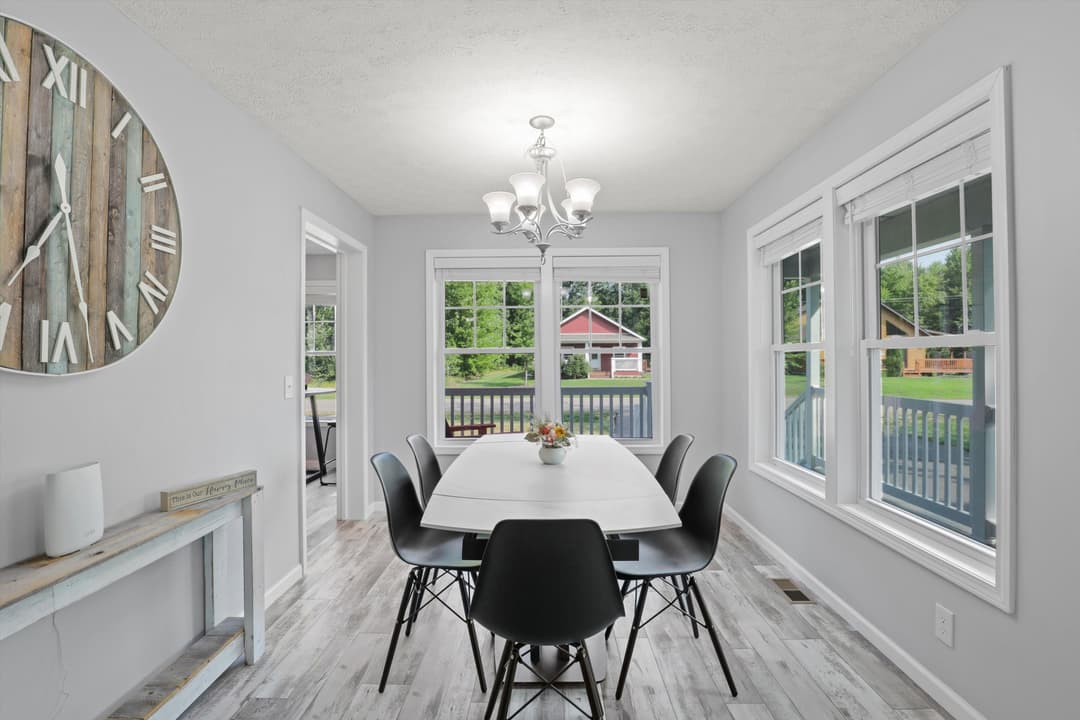 Georgia ii interior home features