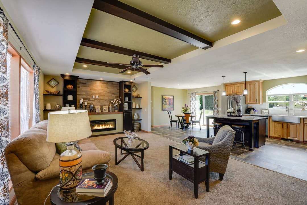 The blue ridge 185005 interior home features