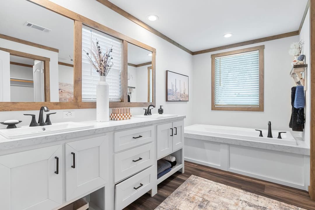 Farm 3 flex bathroom home features