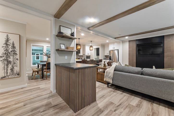 Atmos 28603n interior home features