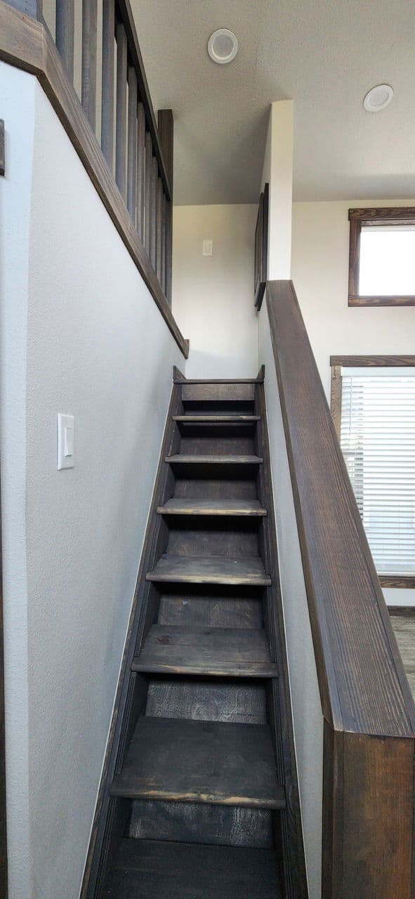 Cardinal interior home features