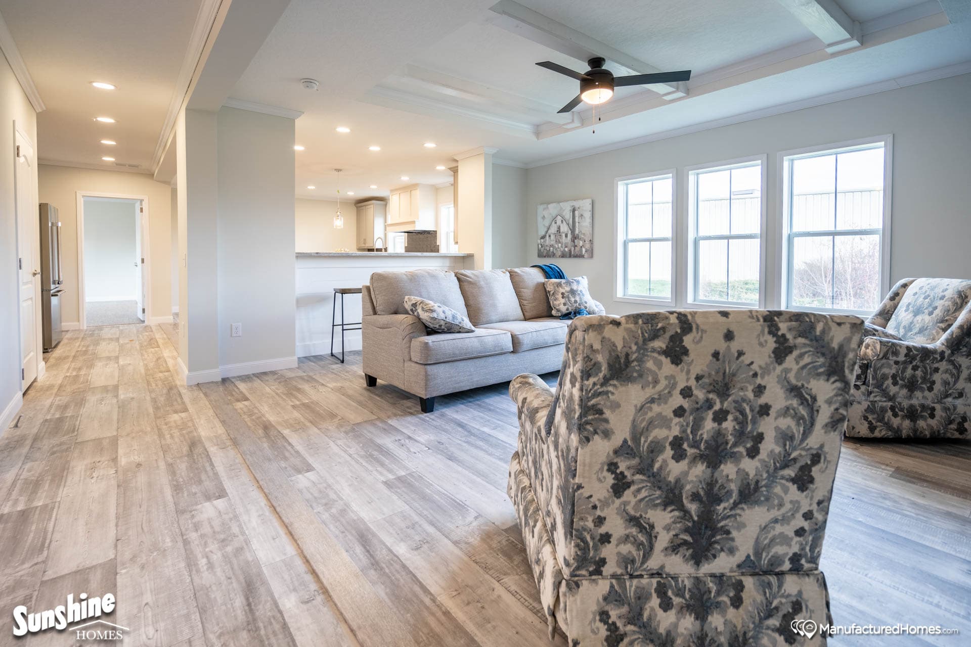 Pri3280-2043 interior home features