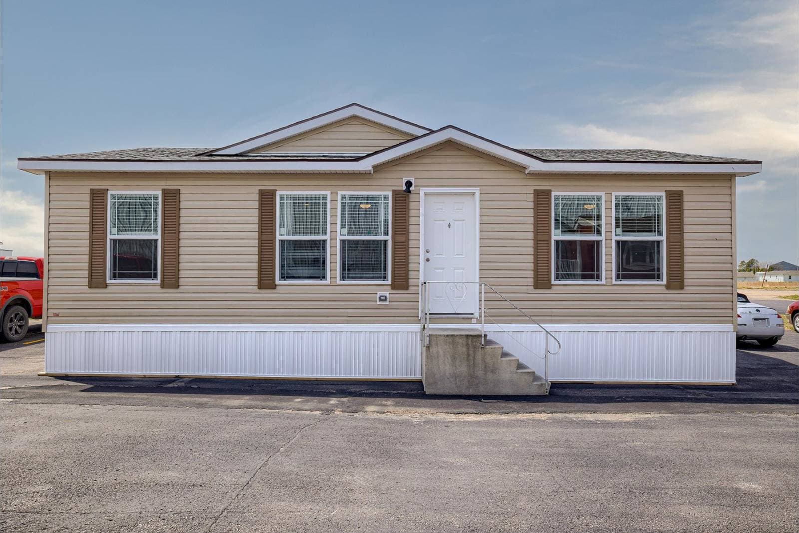 Claremont elevation and exterior home features