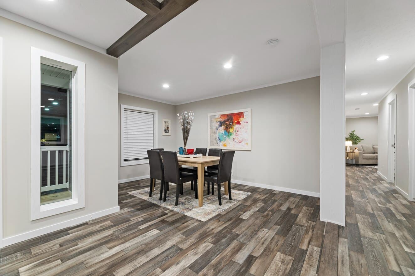 K2 interior home features