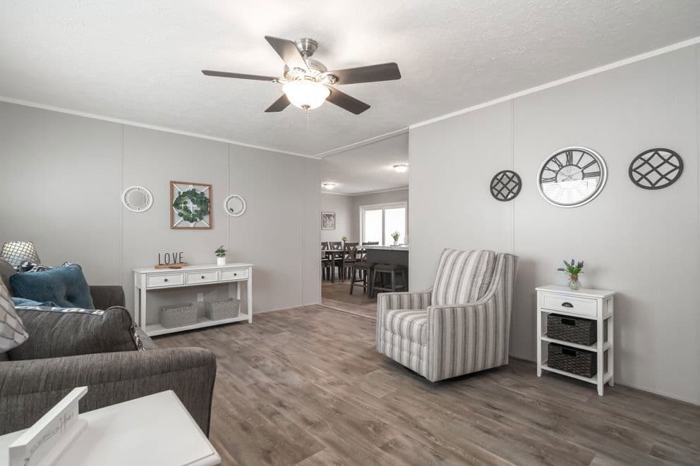 The eagle 60 interior home features