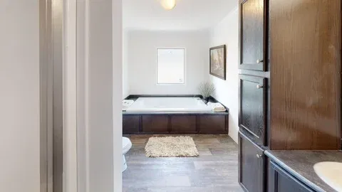 Buckhannon | 0603cbk bathroom home features