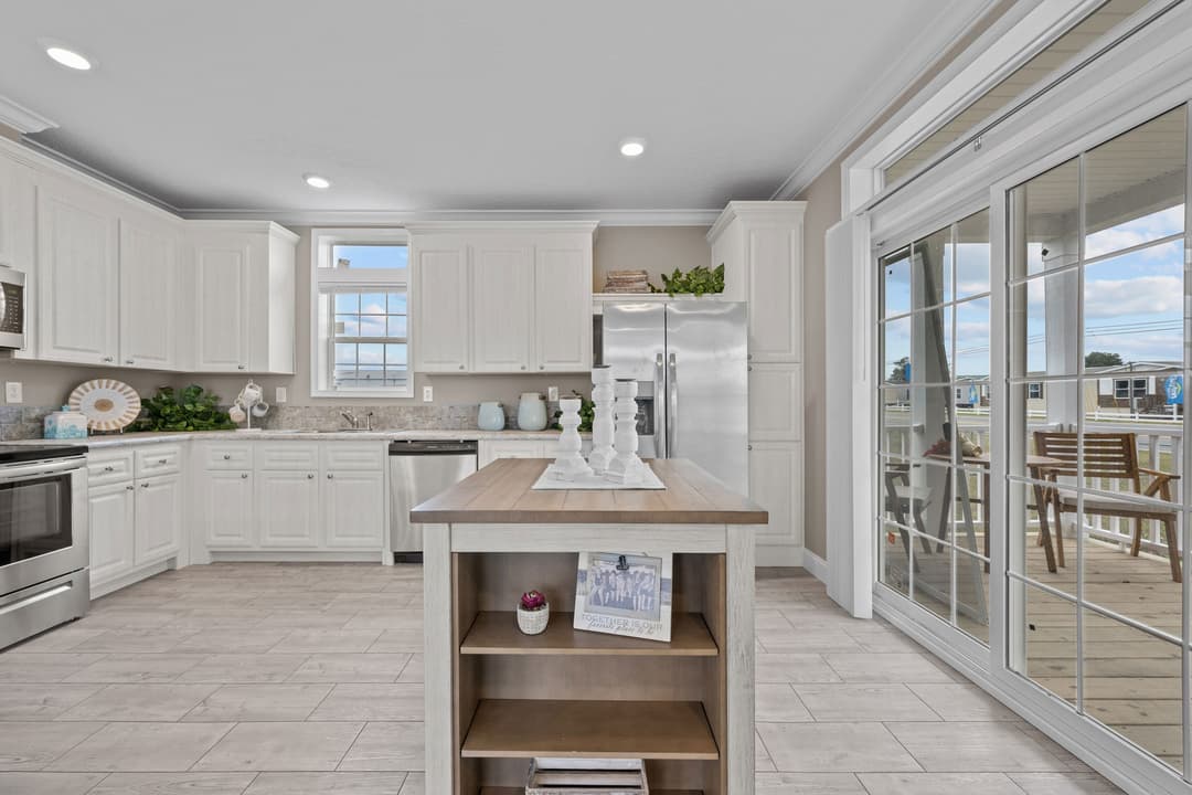 Siesta kitchen home features