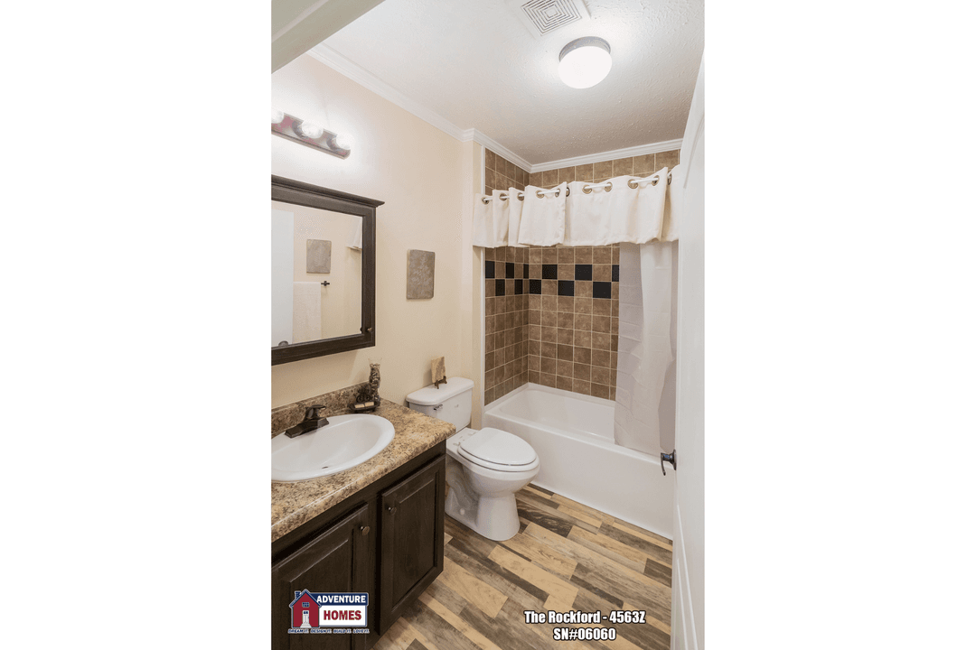 Rockford | 4563z bathroom home features