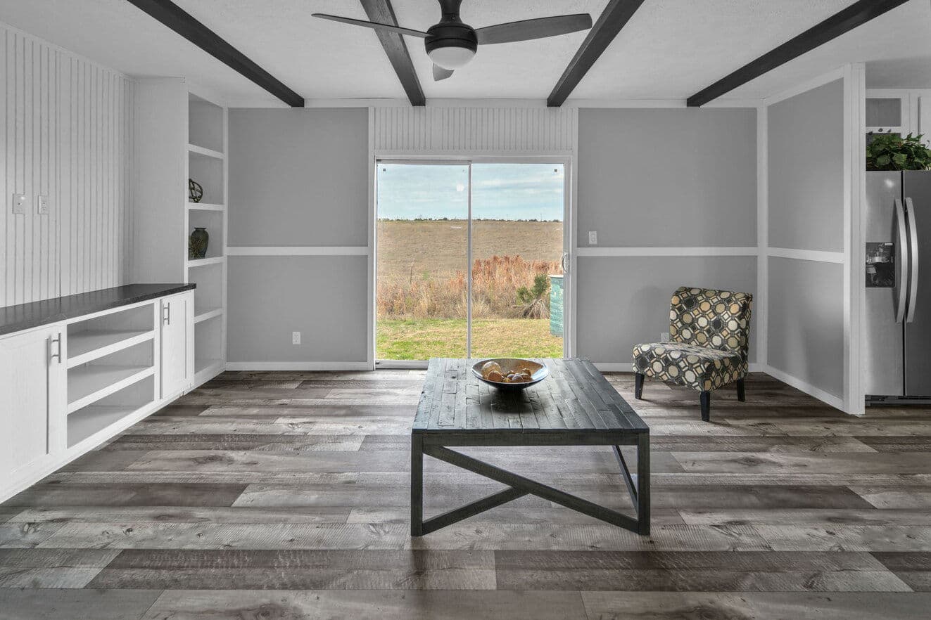 Alamo lite 28724t interior home features