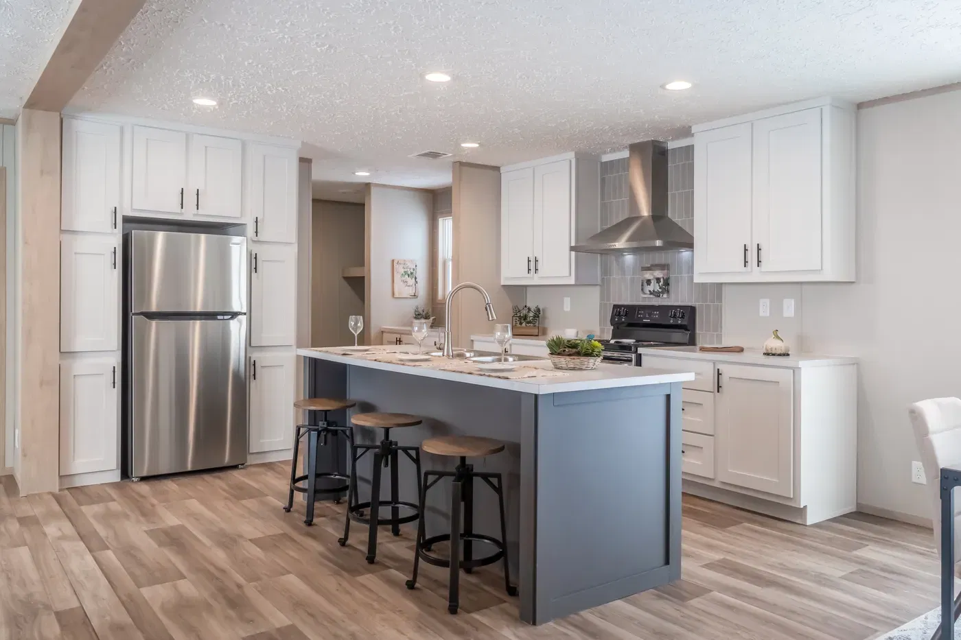 Rio kitchen home features