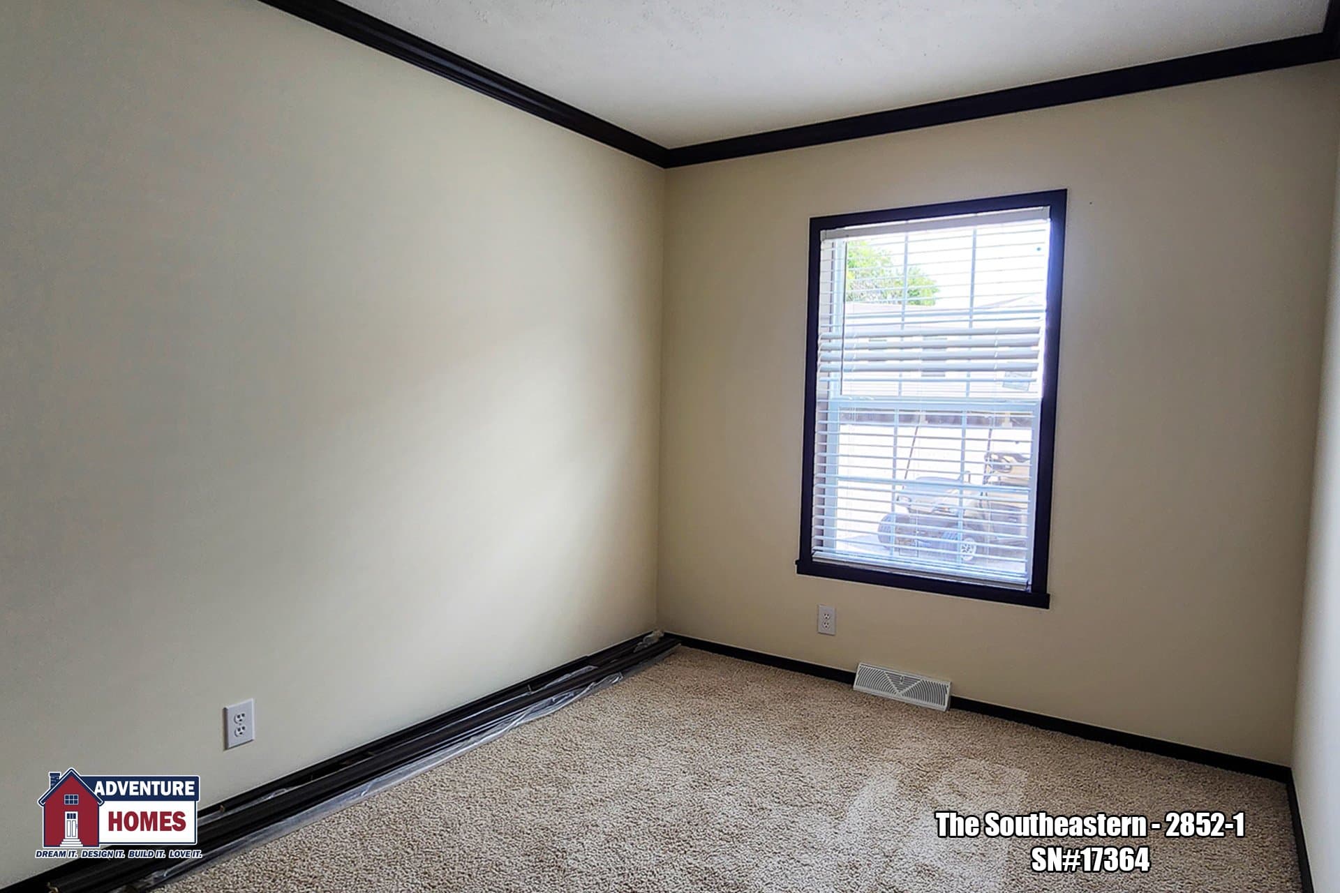 Southeastern | 2852-1 bedroom home features