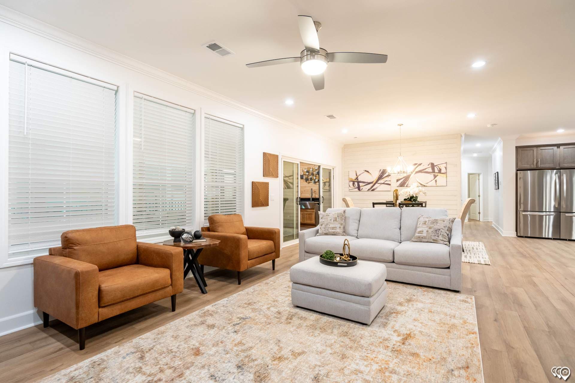 The lost creek interior home features