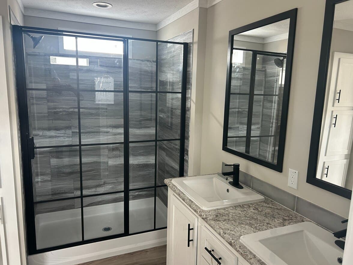 Twin peaks bathroom home features