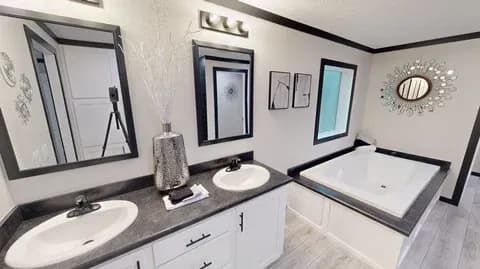 Jewel | 0603d bathroom home features