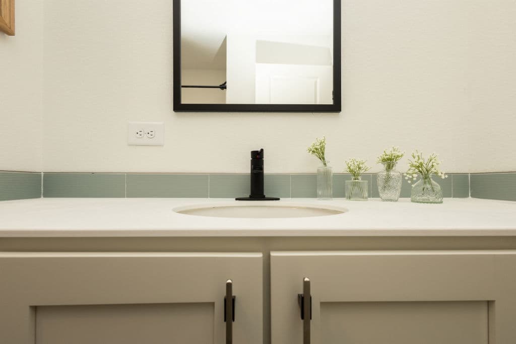 Millenian 5 bathroom home features