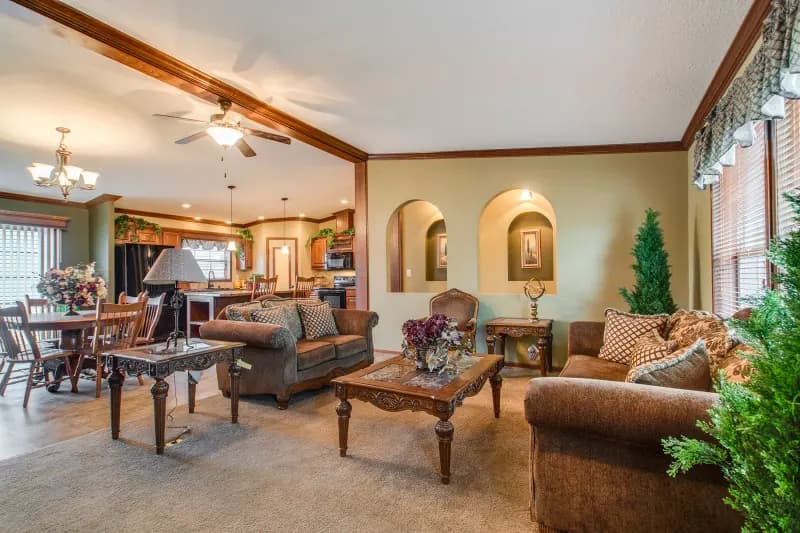 Lexington c208 interior home features