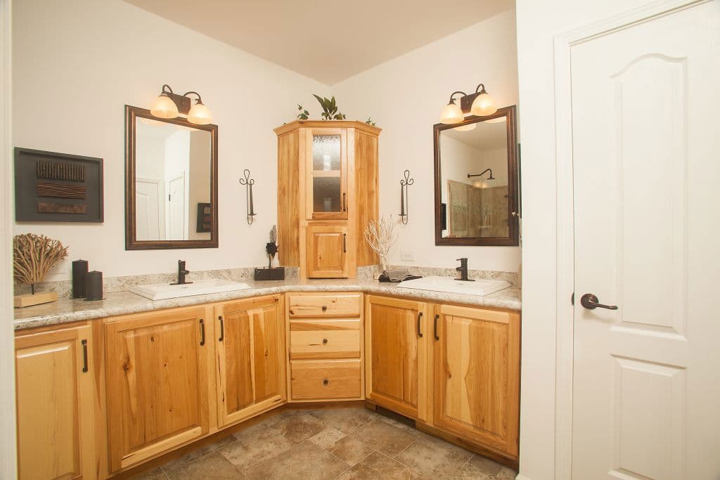 Astro creations ranch 3a2030-p bathroom home features