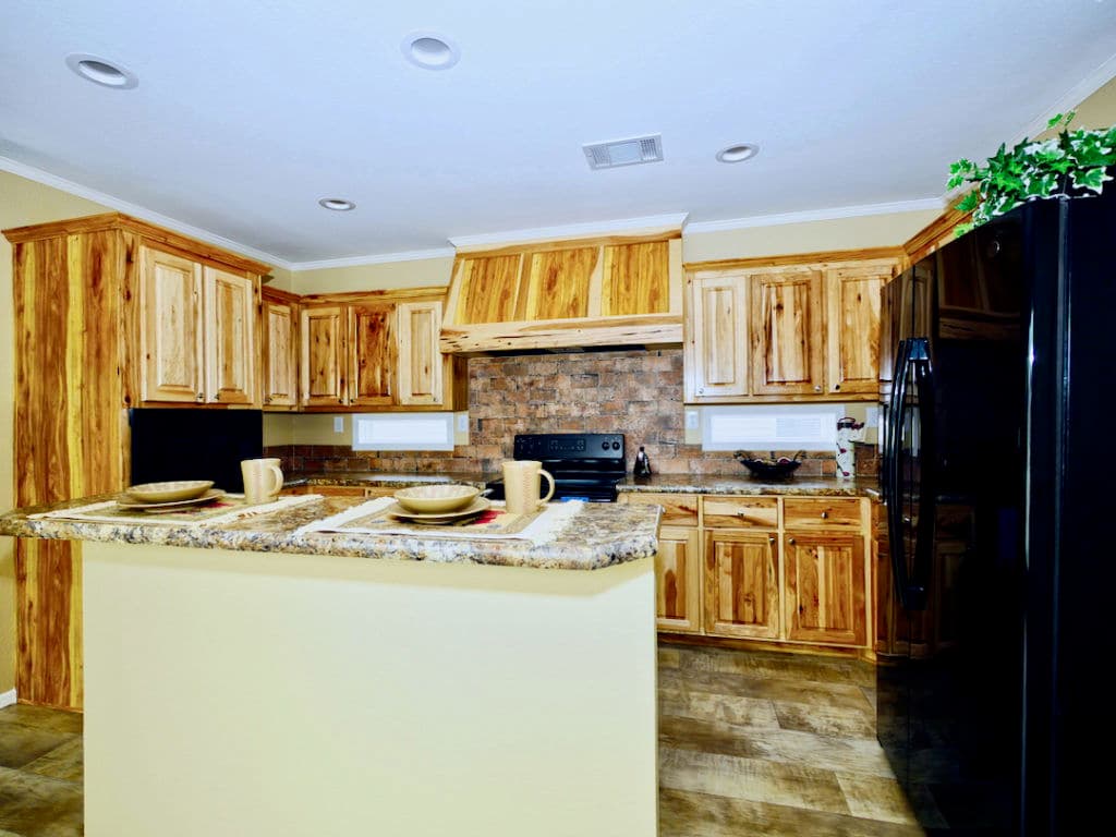 Armstrong j78e kitchen home features