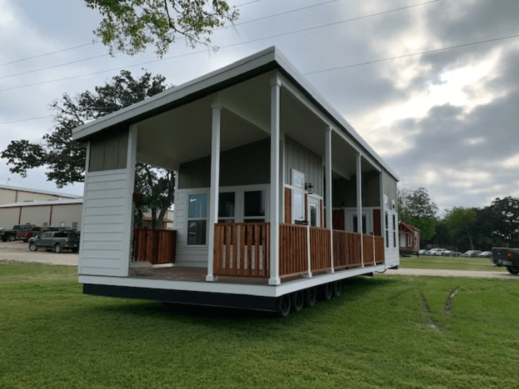 Hummingbird hero, elevation, and exterior home features