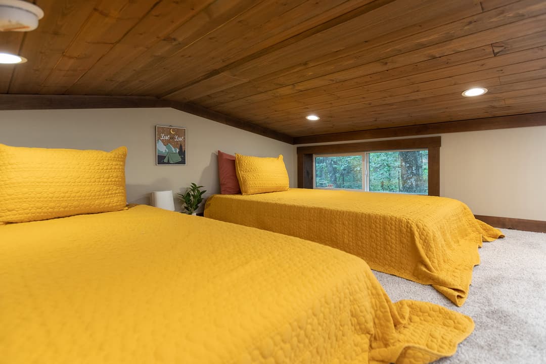 Bankhead interior home features