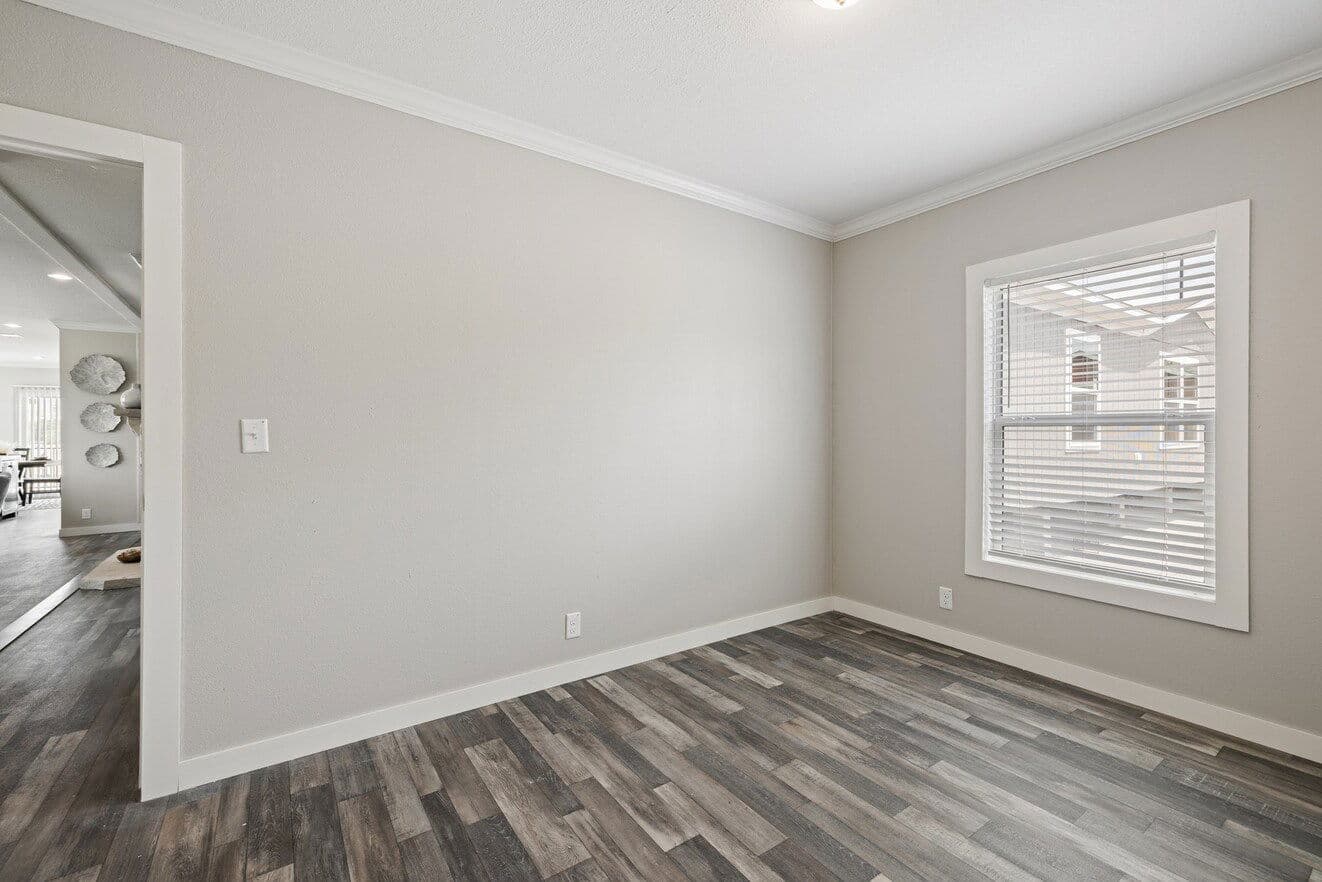 Palladium 30543d interior home features