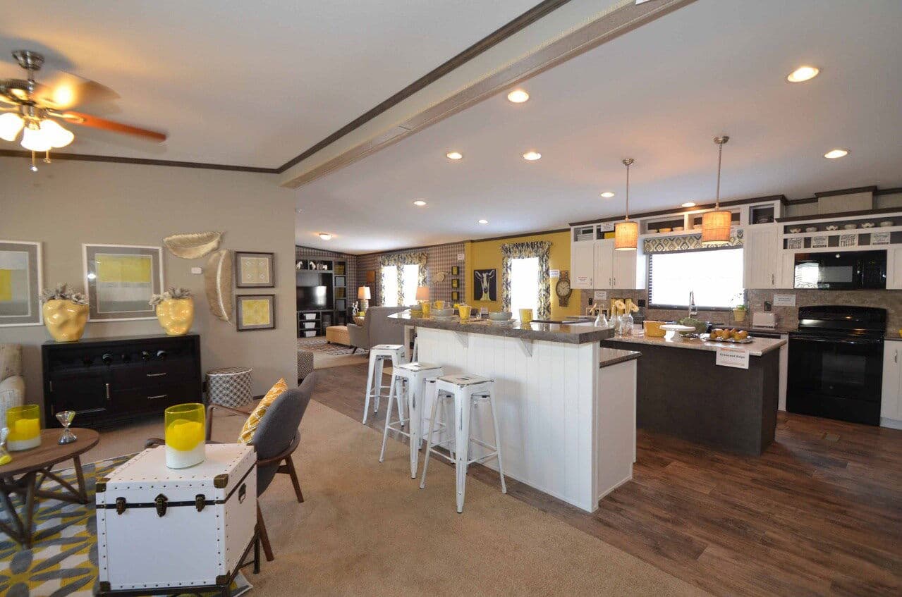 Benbrook 30643b kitchen home features