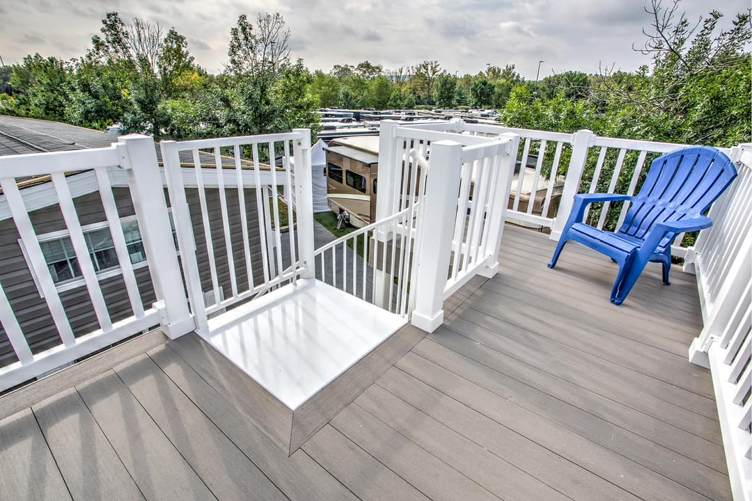 Shore park 4110l exterior home features