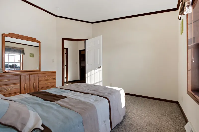 Lexington a243 bedroom home features